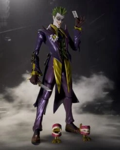 The Joker - Injustice: Gods Among Us Figuarts Figur -NECA Store 35537dc57c85af757d2a3117f8eb4df8e5d35230888d9ab18155b7c5a2058c4d