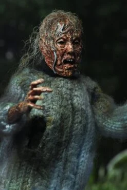 NECA Friday The 13th - Corpse Pamela (Lady Of The Lake) Clothed Actionfigur -NECA Store 39724 5