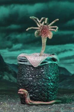 NECA Aliens (1986) - Brown Ultimate Alien Warrior Actionfigur -NECA Store 468fe72e7d1483a8d8a0e26495946702ba80ec61f2d1d048f3a0ef3c8eda665c