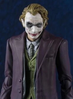 The Dark Knight - The Joker S.H.Figuarts Figur -NECA Store ae84d3cc2088bef190f48f953e9dc12ac8bbf443f5b83f7137d1a2090401a8ad