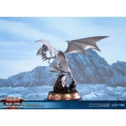 Diverse First 4 Figures - Yu-Gi-Oh! - Blue-Eyes White Dragon - White Edition - Figur -NECA Store blue eyes white dragon white edition statue 35 cm 5