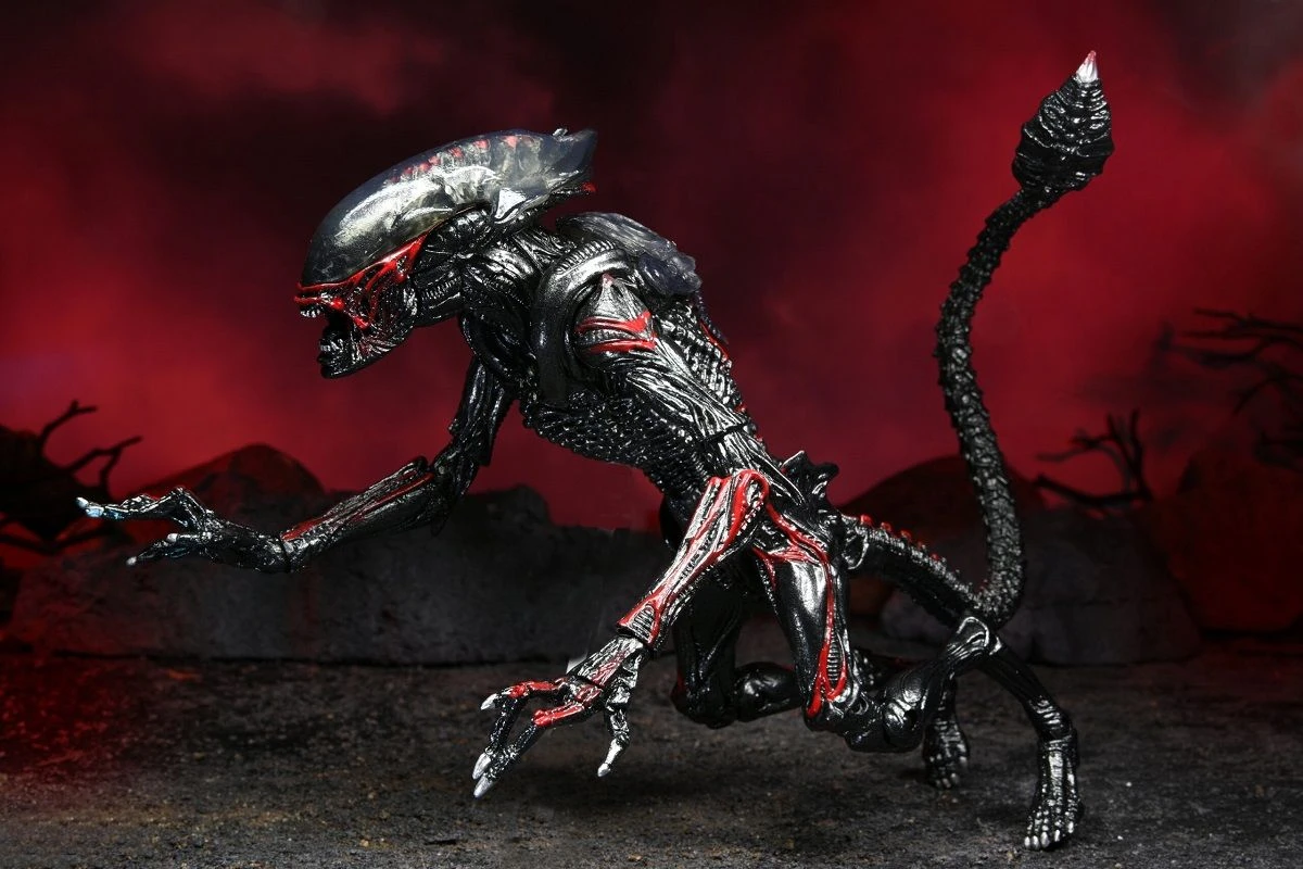 NECA Kenner Tribute Figur - Ultimate Night Cougar Alien 7 NECA Kenner Tribute Figur - Ultimate Night Cougar Alien – Bild 7