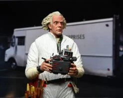 NECA Zurück In Die Zukunft - Doc Brown 1985 Ultimate Actionfigur -NECA Store doc2 scaled 1