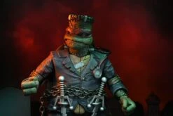 NECA Universal Monsters X TMNT - Ultimate Raphael Als Frankensteins Monster Figur -NECA Store raph10 scaled 1